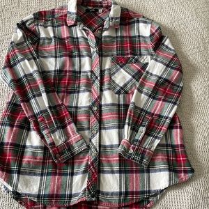 BDG plaid flannel. Soft cotton. Red blue green medium.